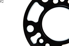 Load image into Gallery viewer, Future Classic - BMW 5x120 Wheel Spacer Kit (74.1 CB)