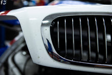 Load image into Gallery viewer, BMW E46 M3 OEM Kidney Grille Set