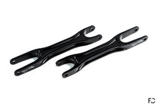 Load image into Gallery viewer, Overhead view of Fall-Line Motorsports E9X M3 / E82 1M Trailing arms