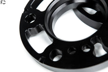 Load image into Gallery viewer, Future Classic - BMW 5x120 Wheel Spacer Kit (74.1 CB)
