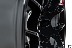 Close up view of M235iR wheel concavity and finish