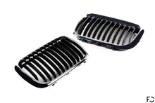 Load image into Gallery viewer, BMW E36 OEM Kidney Grille Set